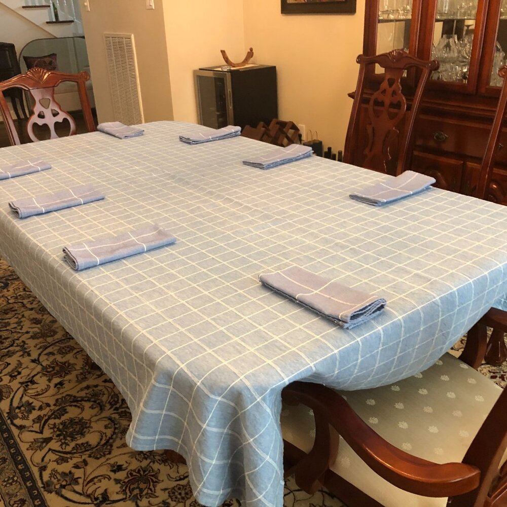 Tablecloth + napkins + placemats  106"x56" - Picture 8 of 9